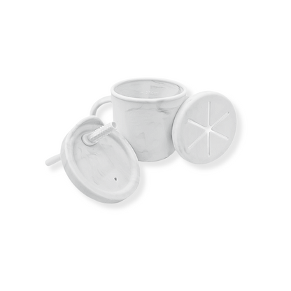 Vaso 3 en 1 (snack + popote sensorial) | Marmol